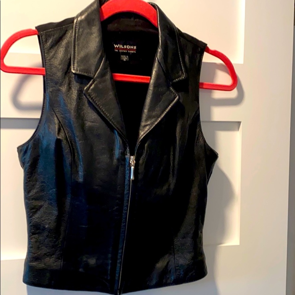 Leather fitted vest